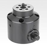 Pull clamp with integrated clamping screw automation capable